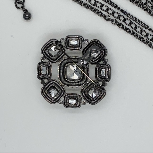 CHICO’S Triple Chain Convertible Necklace - Picture 4 of 11